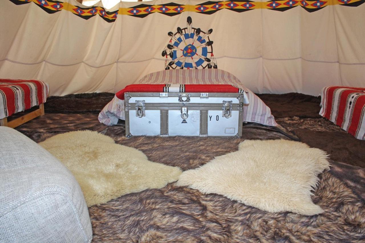 Big Sky Tipi Holidays Wartling Exterior foto